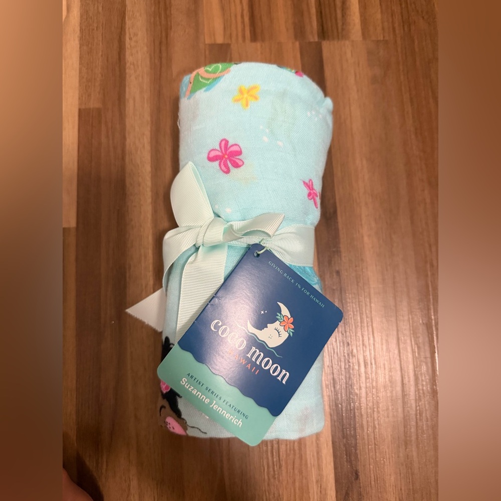 bnwt coco moon swaddle